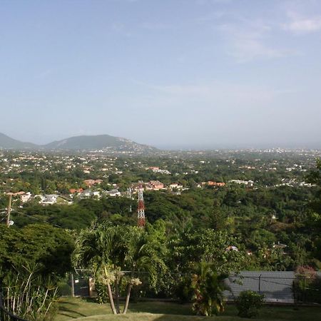Hill Top Kingston Jamaica Exteriör bild